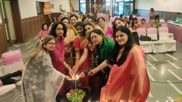 Doon culture dandiya