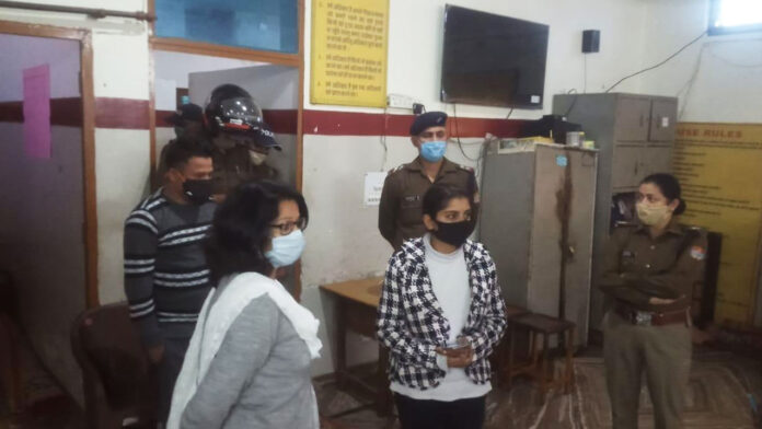 City Magistrate and SP City inspected drug de-addiction centres