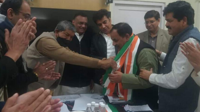 Harak Singh Rawat joins Congress
