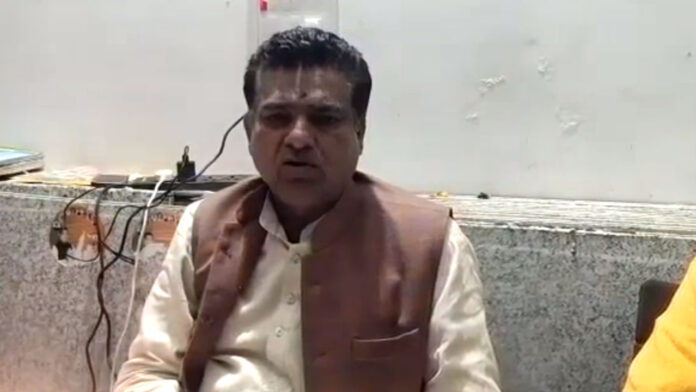 BJP MLA Sanjay Gupta against Madan Kaushik