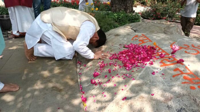 Dhami listened to the problems of the people