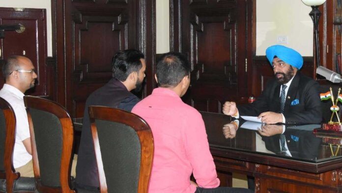 Officials of Red Cross Society met the Governor
