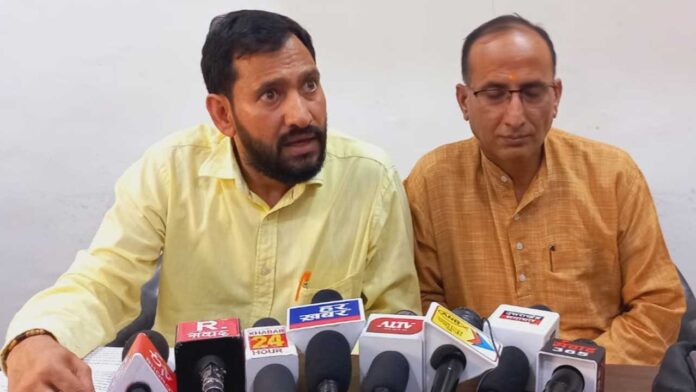UKD furious over IIT Roorkee recruitment