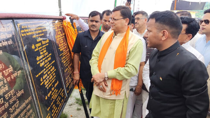 100 government schools will be converted