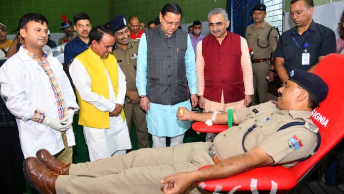 Chief Minister appealed to donate blood