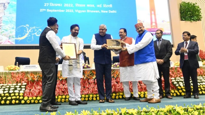 Uttarakhand got the Best Tourism Destination Award