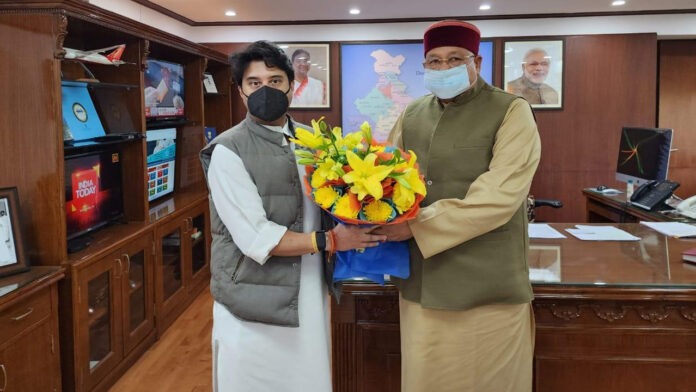 Satpal Maharaj met Union Minister Scindia