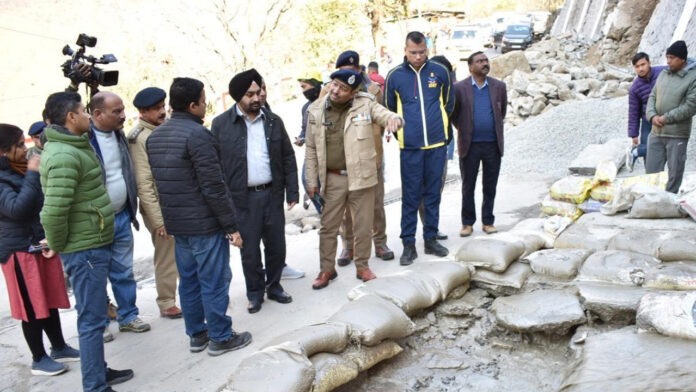 Chief Secretary and DGP inspected landslide affected areas