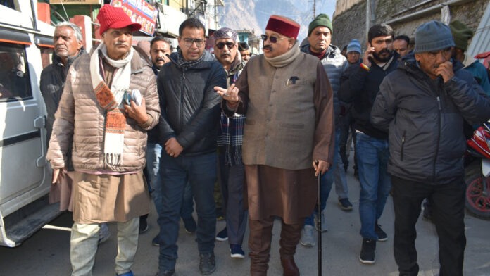 Officers should not occupy unnecessary rooms in Joshimath