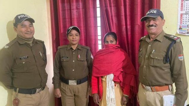 Absconding prize woman arrested