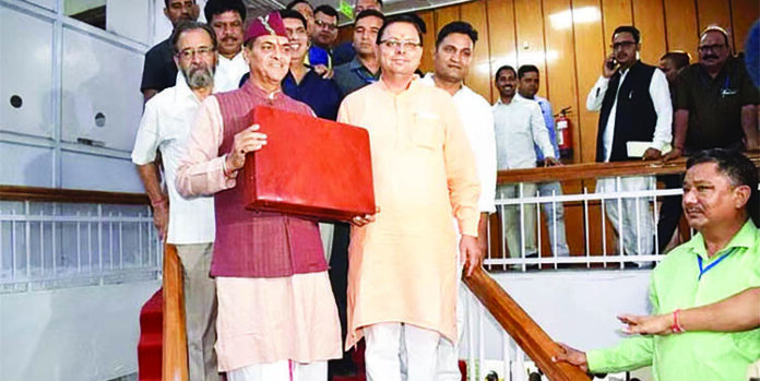 Dhami government presented a budget of 77407.08 crores