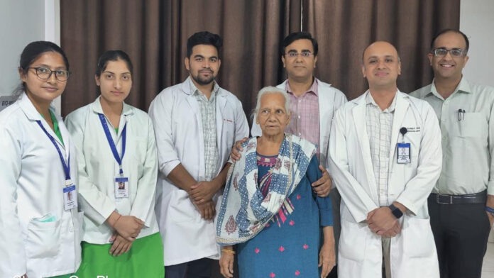 Successful cancer surgery of 87-year-old woman