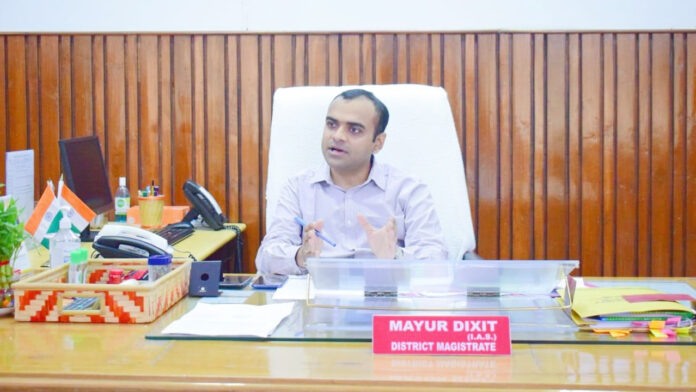 DM gave instructions to listen to the problems of the villages