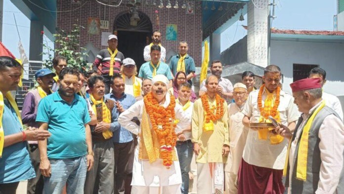 Grand welcome of Ghantakarna deity Doli in Gaja, Tehri