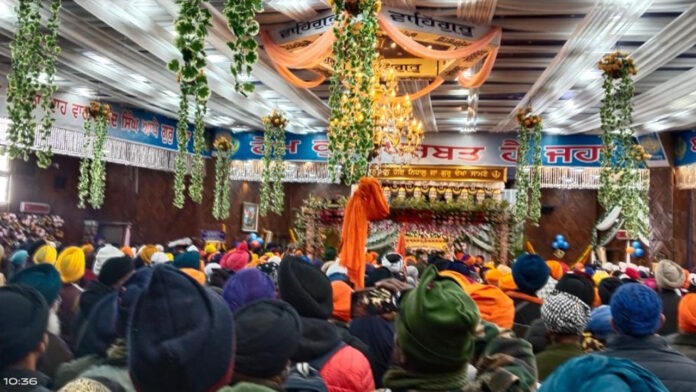 The doors of Hemkund Sahib opened