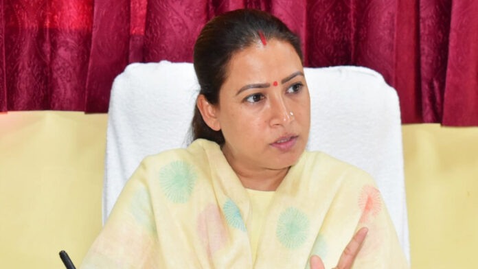 Solve the problems of Anganwadi sisters soon