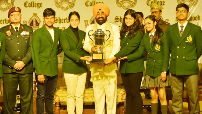 The governor honored the students who got the highest marks