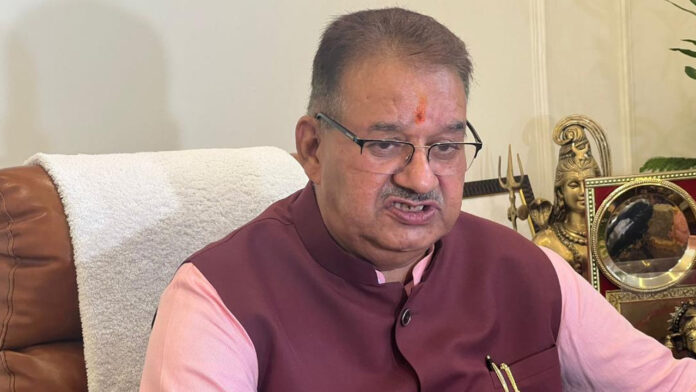 Minister Joshi wrote a letter to Union Rural Minister Giriraj Singh