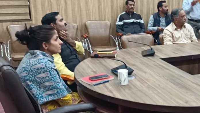 DM reviewed dengue situation