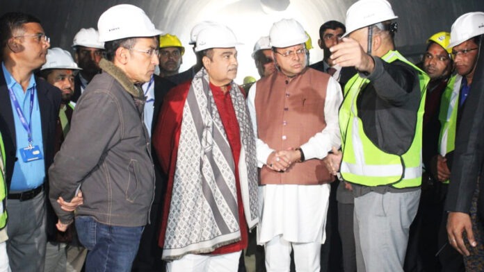 Government priority is to ensure safe evacuation of all workers