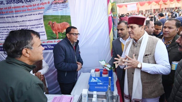 Minister Sankalp Yatra IEC Vehicles sent to Gram Panchayats
