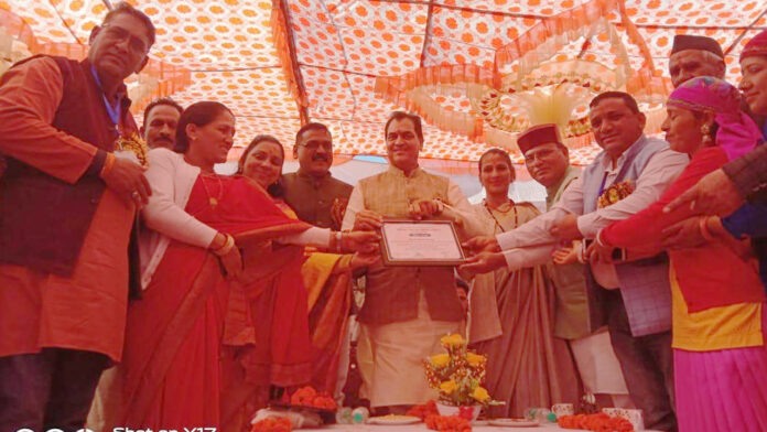 Jaunpur festival is a symbol of unity of our folk culture