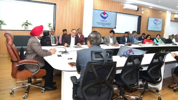 Chief Secretary reviews special assistance scheme for states