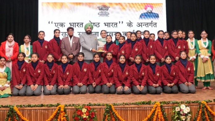Foundation Day of Uttar Pradesh celebrated