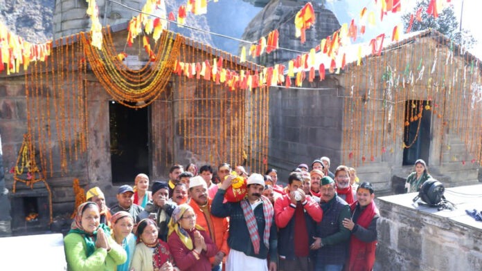 Date of opening of doors of Shri Badrinath Dham