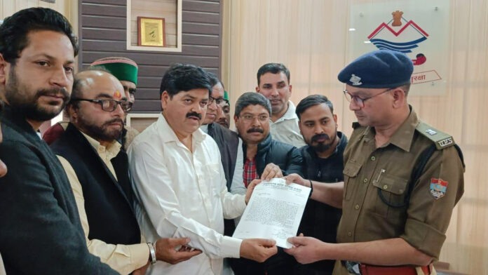 Congress lodged complaint against propaganda on social media