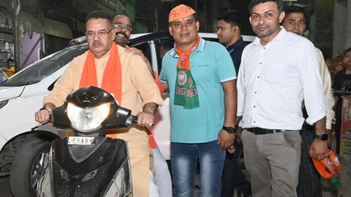 Ganesh Joshi in Delhi