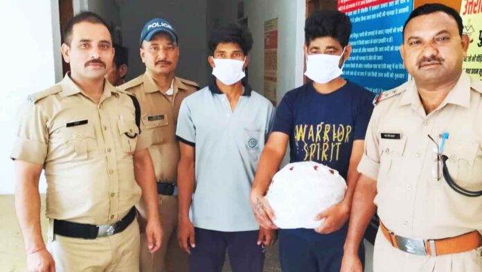Young man killed by beating with helmet