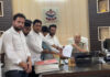 डॉ. दिवेश मौत मामले में एसपी सिटी से मिले एनएसयूआई कार्यक्रता NSUI workers met SP City in Dr. Divesh death case