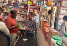 सेफ ड्रग सेफ लाइफ अभियान के तहत मेडिकल स्टोरो का निरीक्षण Chauhan Medical store
