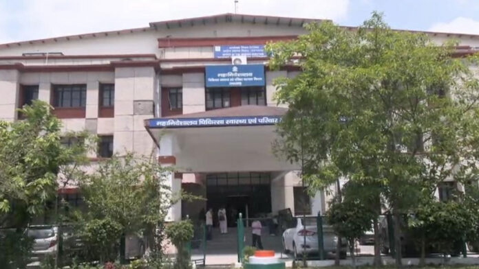 Preparations to crack down on de-addiction centres